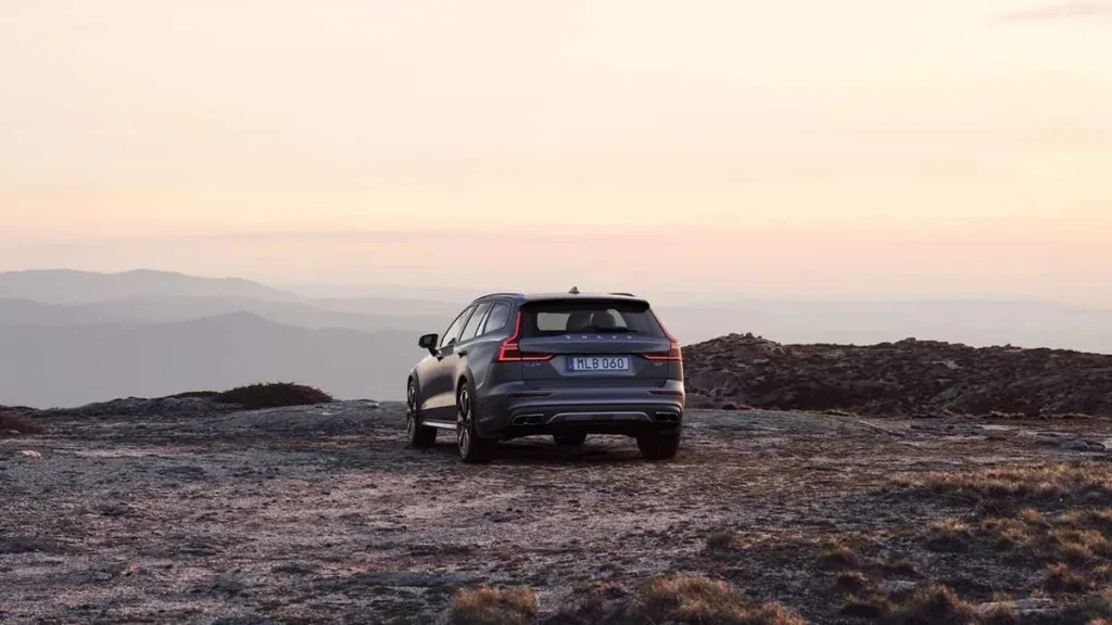 Volvo V60 Cross Country Ultimate 2024 – ảnh 3