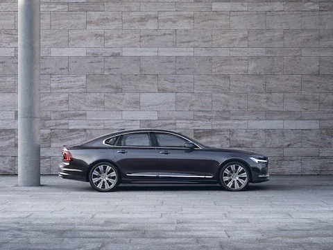 Xe Volvo S90