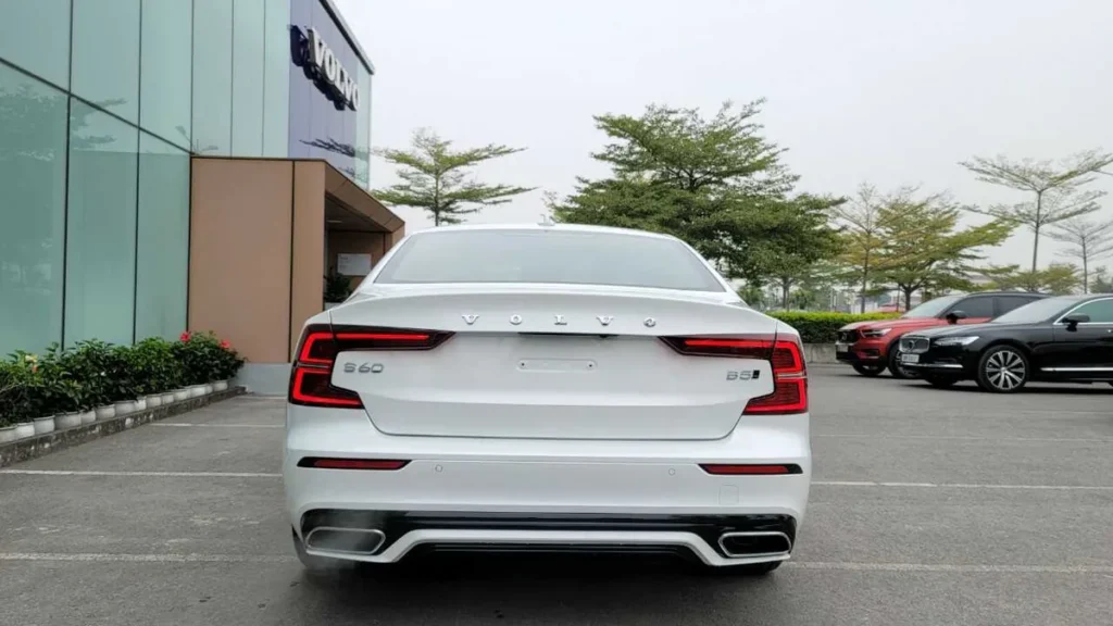 Volvo S60 B5 AWD R-Design – ảnh 8