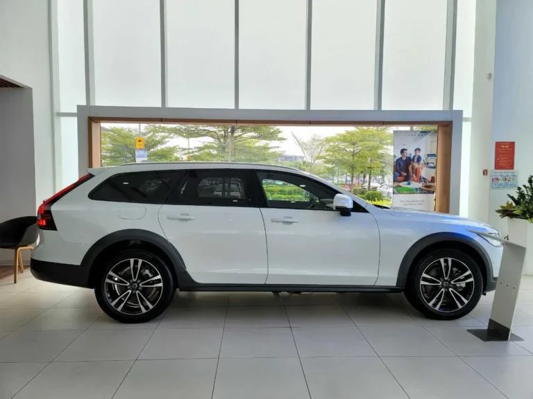 Volvo V90 B6 AWD Cross Country – ảnh 3