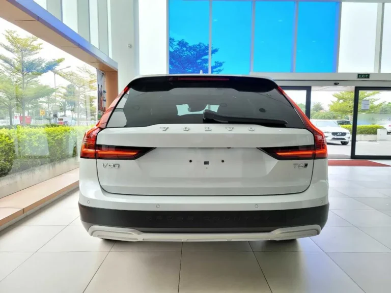 Volvo V90 B6 AWD Cross Country – ảnh 5