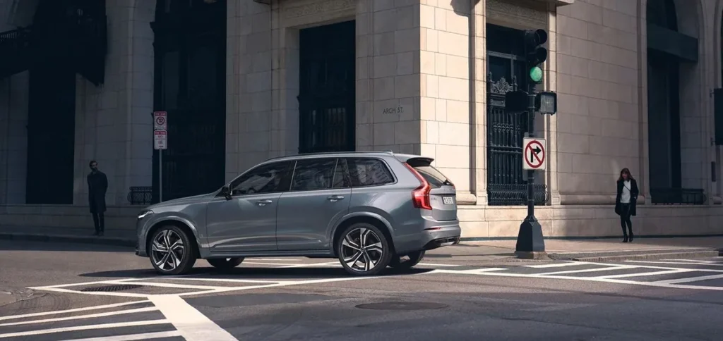 Volvo XC90 Ultimate 2024 – ảnh 1