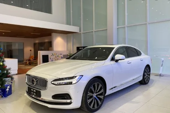 Ảnh bài: Đánh giá sơ lược về Volvo S90 B6 LWD AWD Inscription 2022