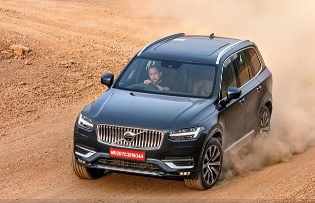 Ảnh bài: Khám phá động cơ và khả năng vận hành của Volvo XC90 B6 Inscription 2022