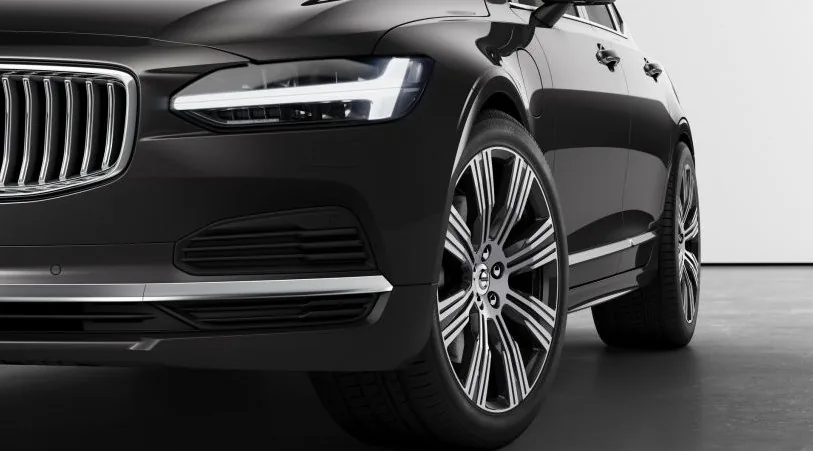 Ảnh bài: Khám phá chi tiết ngoại thất củaVolvo S90 B6 LWD AWD Inscription 2022