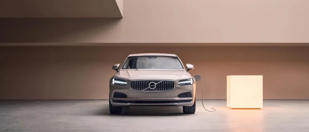 Ảnh bài: S90 Plug-In Hybrid Ultra lý tưởng cho người trẻ