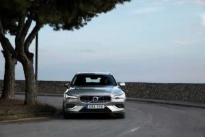 Ảnh bài: CHÀO MỪNG CÁC BẠN TỚI VỚI CHUYẾN PHIÊU LƯU MANG TÊN VOLVO V60 CROSS COUNTRY